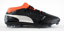 Laden Sie das Bild in den Galerie-Viewer, Puma One 18.2 FG Fußballschuhe Nocken Schwarz Coral Soccer Boots EU 44 - Weseli