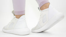 Laden Sie das Bild in den Galerie-Viewer, Adidas Tubular Defiant W Damen Sneaker Turnschuhe Sportschuhe Weiss - Weseli