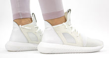 Laden Sie das Bild in den Galerie-Viewer, Adidas Tubular Defiant W Damen Sneaker Turnschuhe Sportschuhe Weiss - Weseli