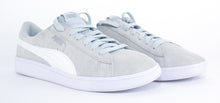 Laden Sie das Bild in den Galerie-Viewer, Puma Vikky 2 Damen Sneaker Wildleder Turnschuhe Grau Gr. 37,5|40|40,5|41|42 - Weseli
